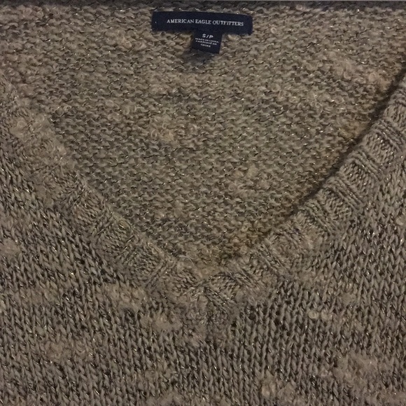 EUC - AEO sweater - Picture 2 of 5